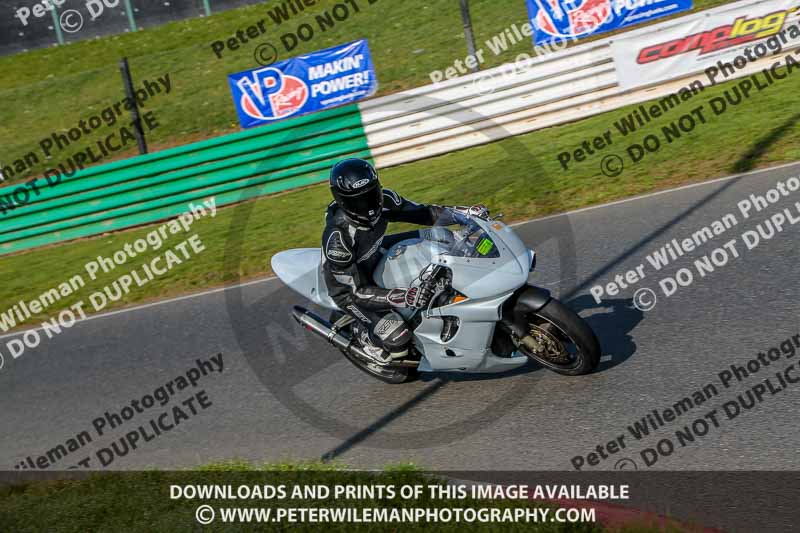 PJM Wedding Photography;enduro digital images;event digital images;eventdigitalimages;mallory park;mallory park photographs;mallory park trackday;mallory park trackday photographs;no limits trackdays;peter wileman photography;racing digital images;trackday digital images;trackday photos